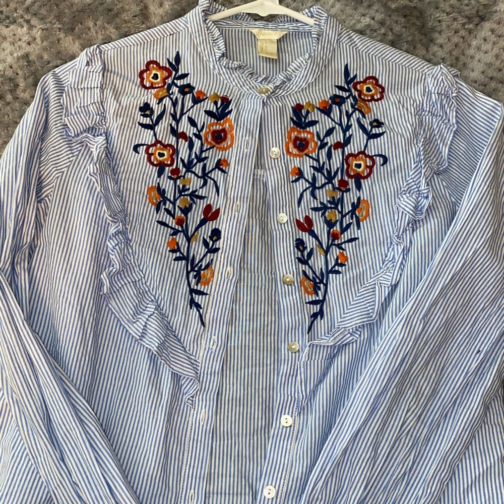 Forever 21 Embroidered Ruffle Cowl neck Buttondown